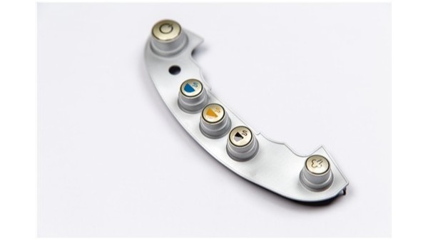 定製汽車矽膠按（àn）鍵流程大致（zhì）是怎麽樣的