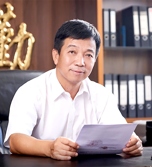 伊人在线视频创始人-李敏