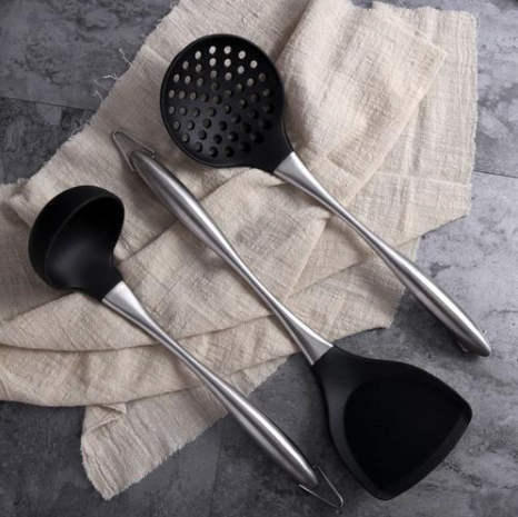 矽（guī）膠廚具