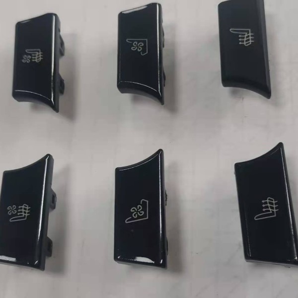 BMW 5係座椅通風、加熱按鍵