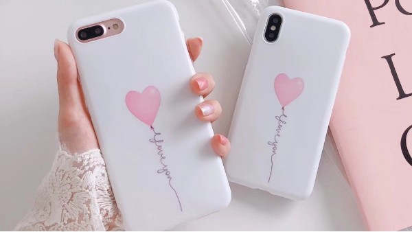 矽膠手（shǒu）機套（tào）卡通（tōng）造型為什麽得到（dào）大家的喜愛？原因是什麽？