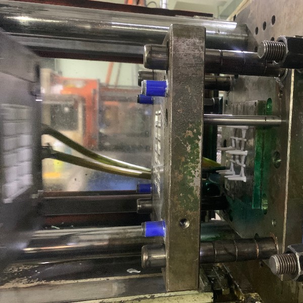 注塑加(jiā)工(gōng)-注塑加工厂家-伊人在线视频 注塑加工