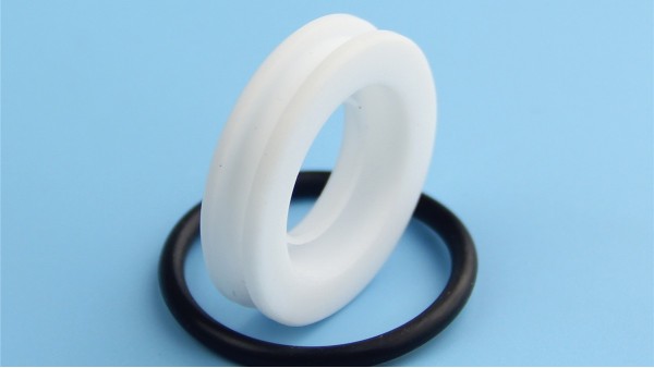 選擇矽膠生產廠（chǎng）家要注意哪些問題？你（nǐ）知道嗎？