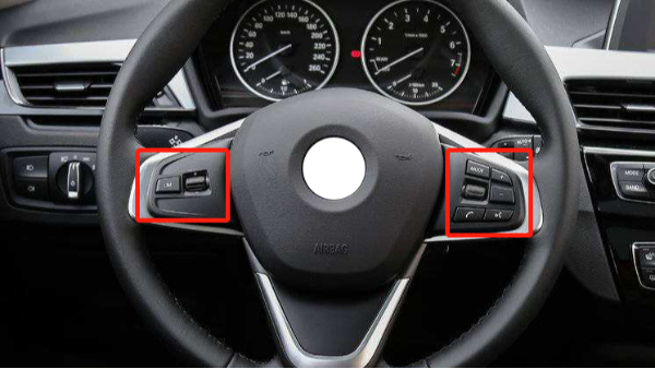 汽車按鍵廠（chǎng）家：汽車方向盤多功能按鍵有哪些？