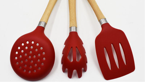 矽（guī）膠廚具（jù）生產廠家