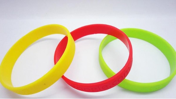 矽膠生（shēng）產廠家（jiā）中哪個夠好？伊人在线视频矽膠怎麽樣（yàng）？