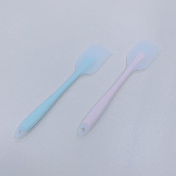 矽（guī）膠刮（guā）刀